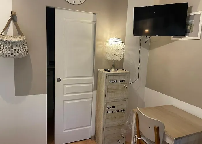 Petit A La Campagne *